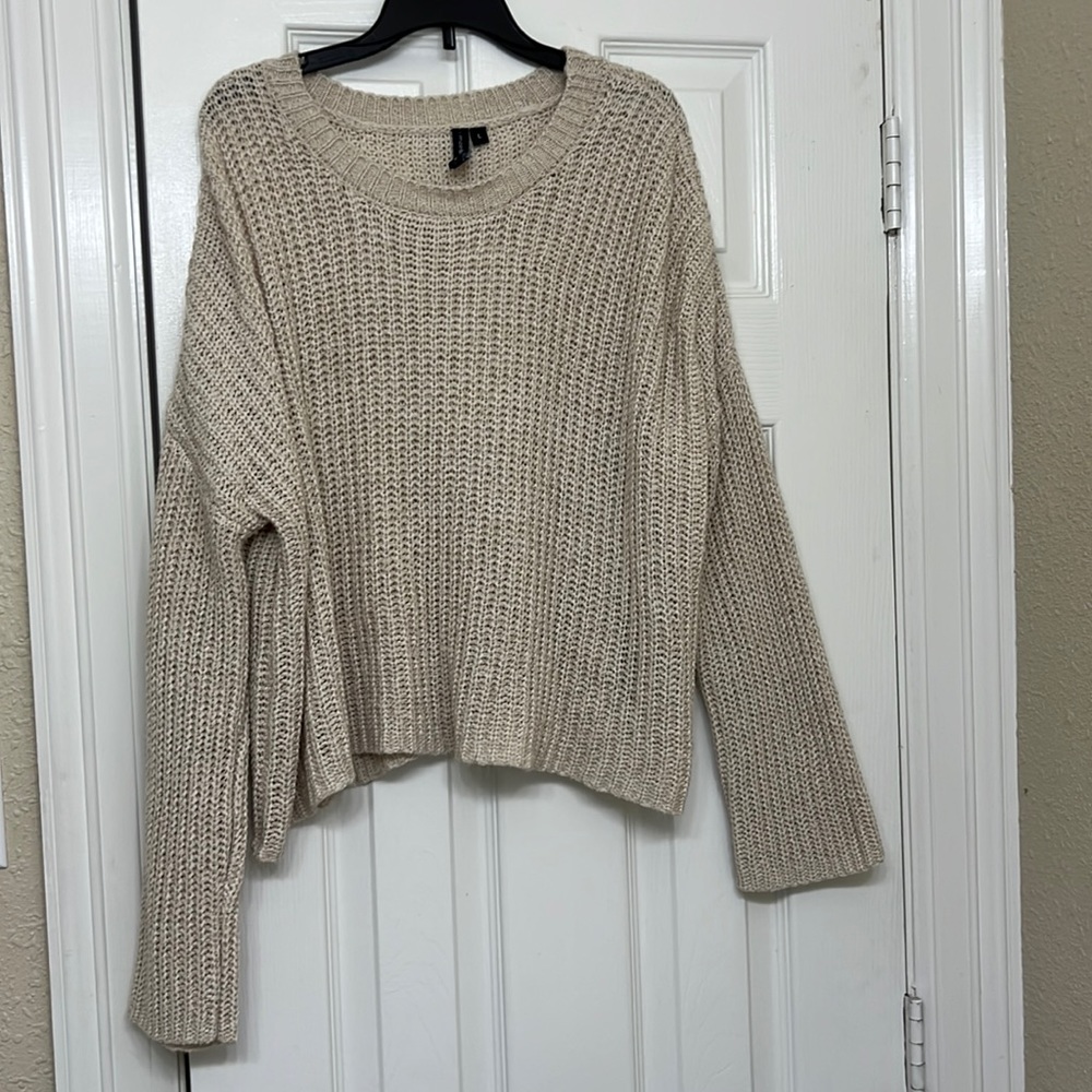 Ladies sweater tan color, size large